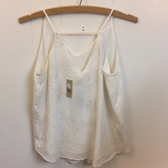 NWT Strappy Floral Cami - Picture 3 of 3